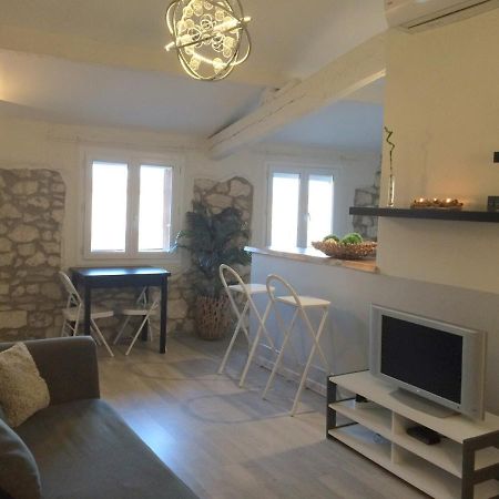 Appartement T2bis Intramuros Avignon, refait à neuf Extérieur photo