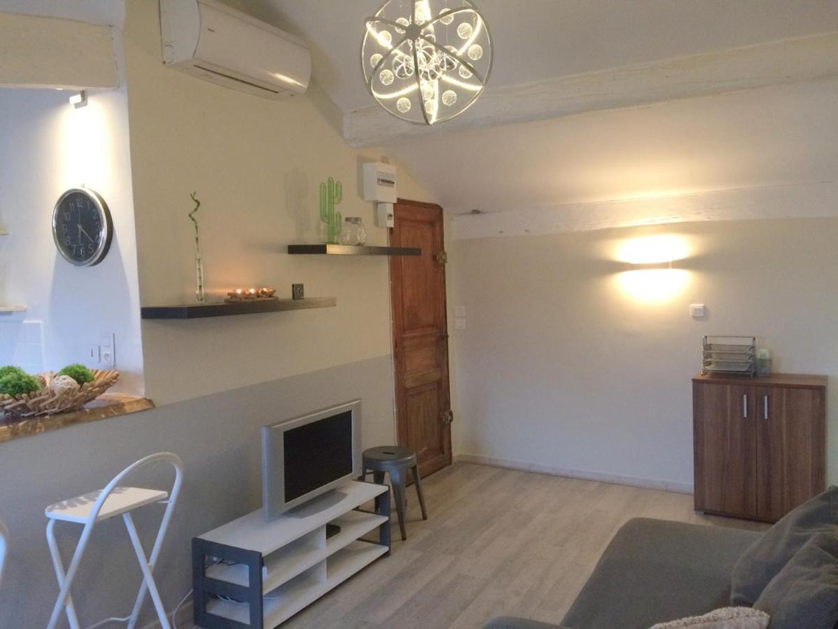 Appartement T2bis Intramuros Avignon, refait à neuf Extérieur photo